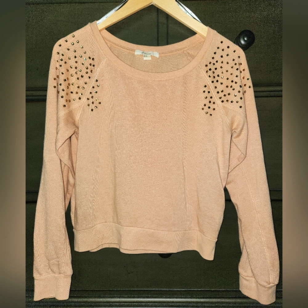 Long sleeve shirt with rhinestones